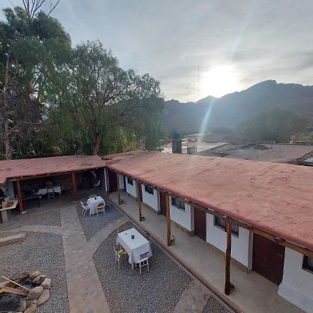 Arbol Tilcara Hostel Bagian luar foto