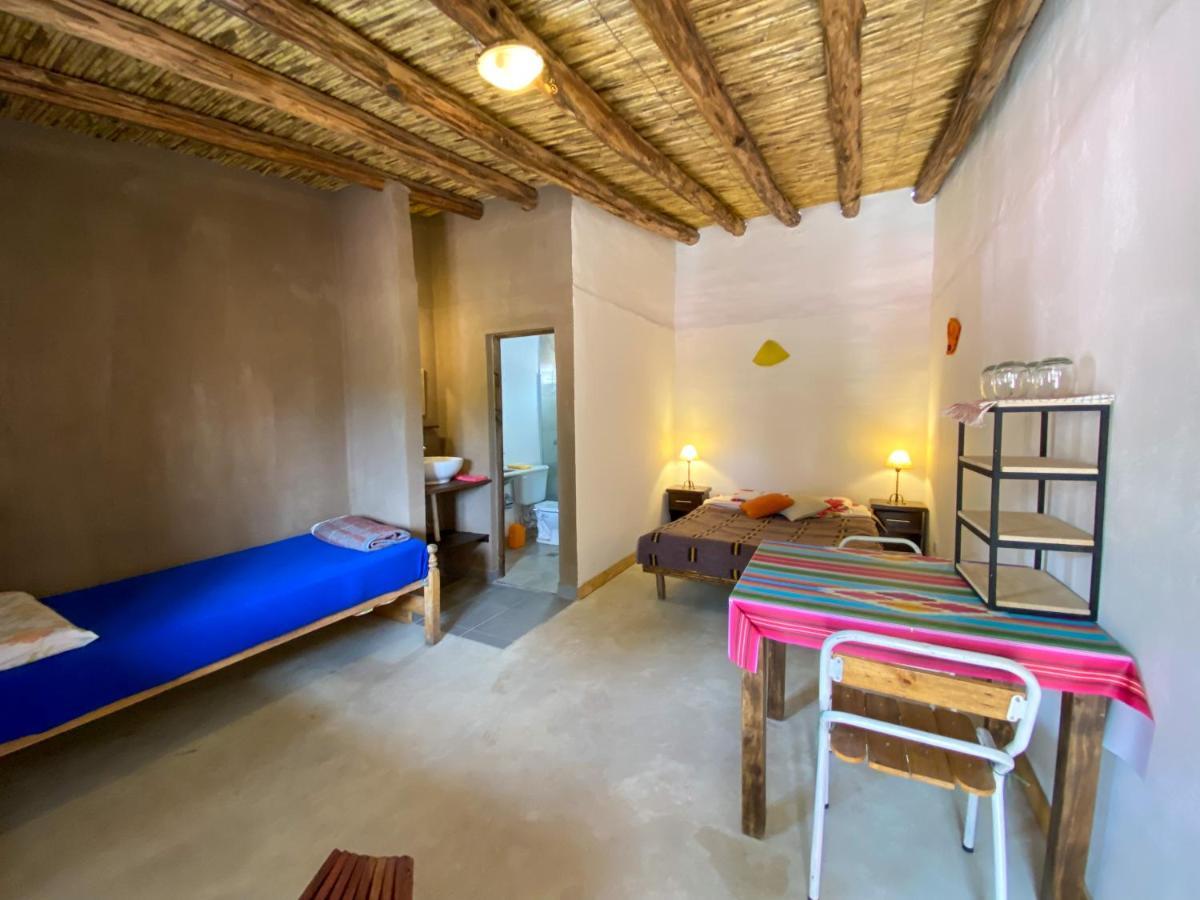 Arbol Tilcara Hostel Bagian luar foto