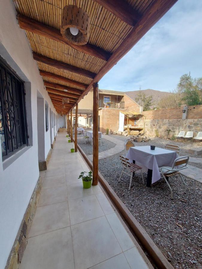 Arbol Tilcara Hostel Bagian luar foto